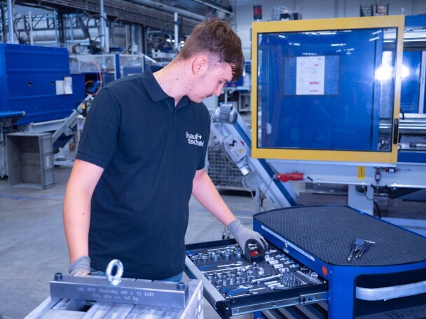 Verfahrensmechaniker Kunststoff-/Kautschuktechnik (w/m/d), 1. Bild